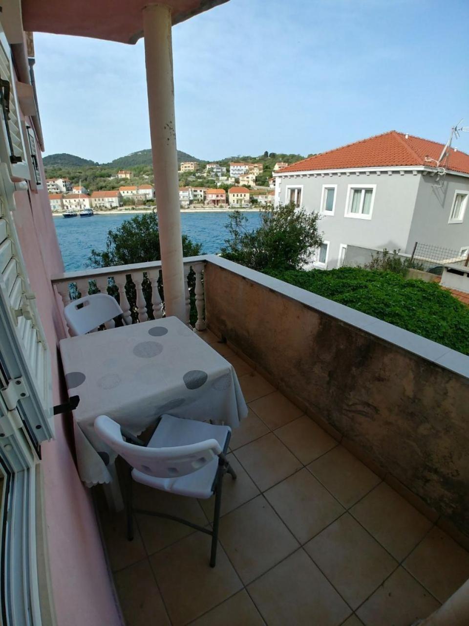 Apartment Svetka Sali Exterior foto